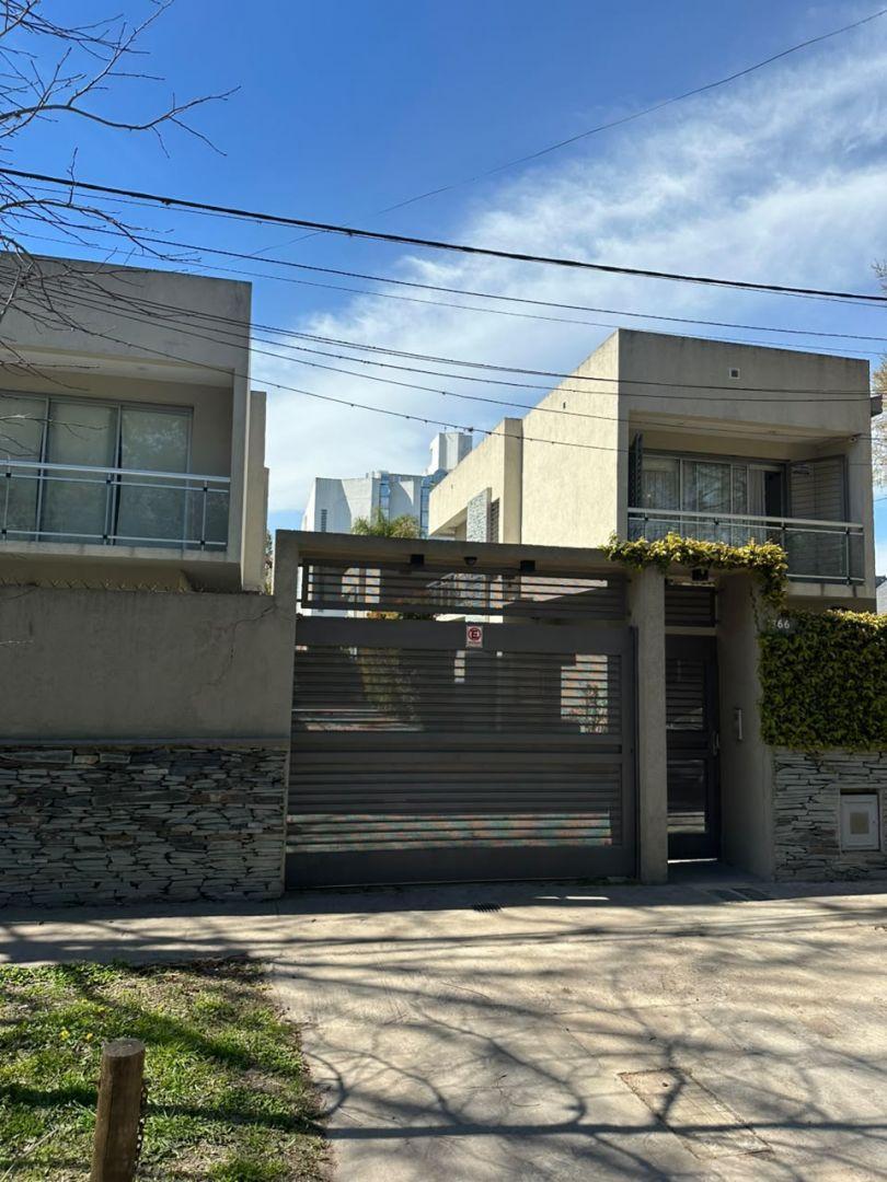 Foto de Casa 4 ambientes 2 dormitorios. | Calle 465 entre 21b y Camino General, imagen 1
