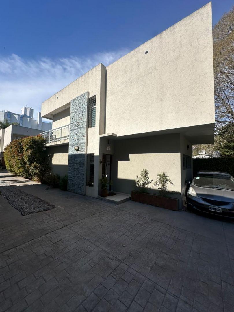 Foto de Casa 4 ambientes 2 dormitorios. | Calle 465 entre 21b y Camino General, imagen 3