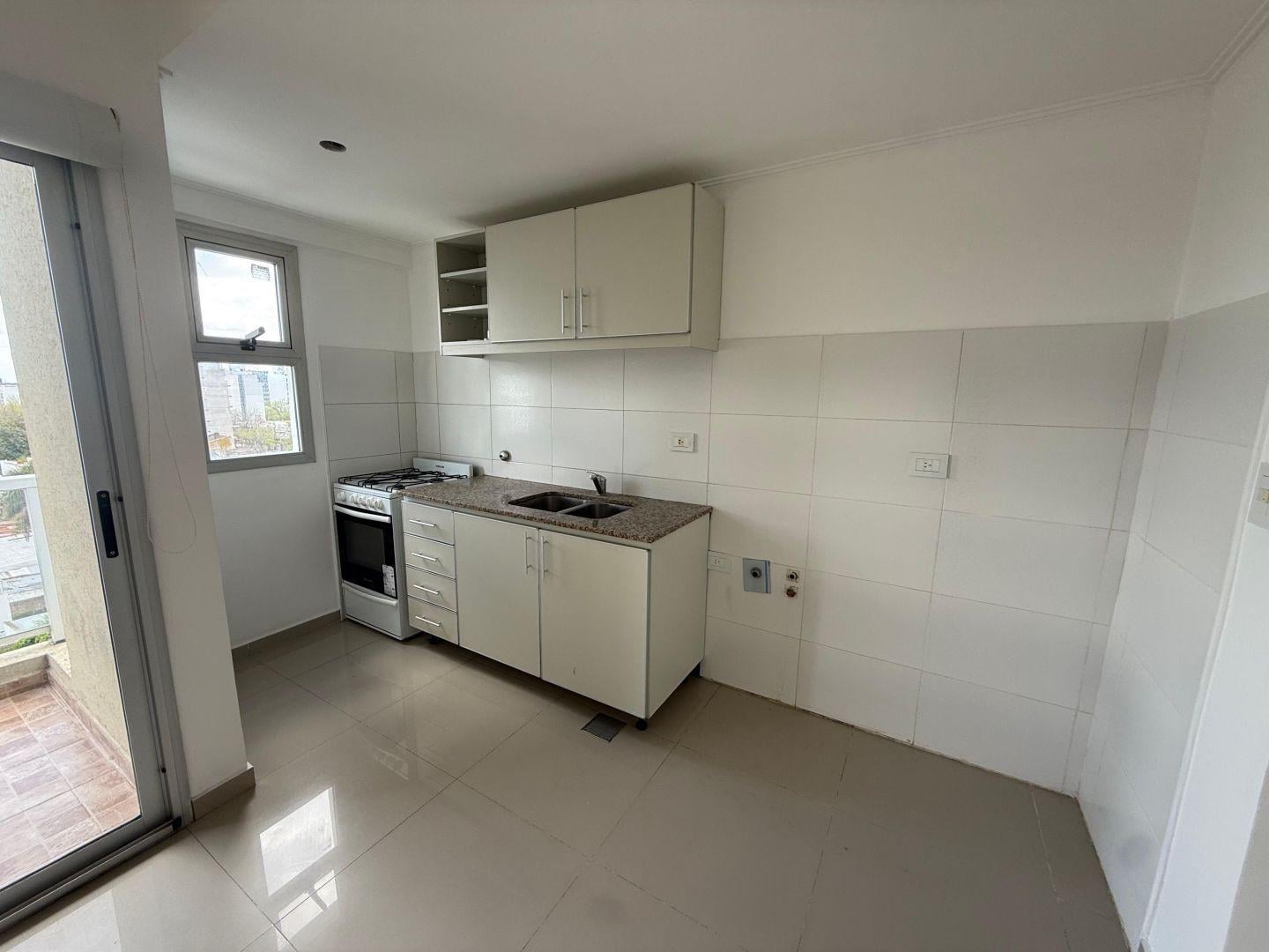Foto de Departamento 1 dormitorio en alquiler, La Plata, imagen 2