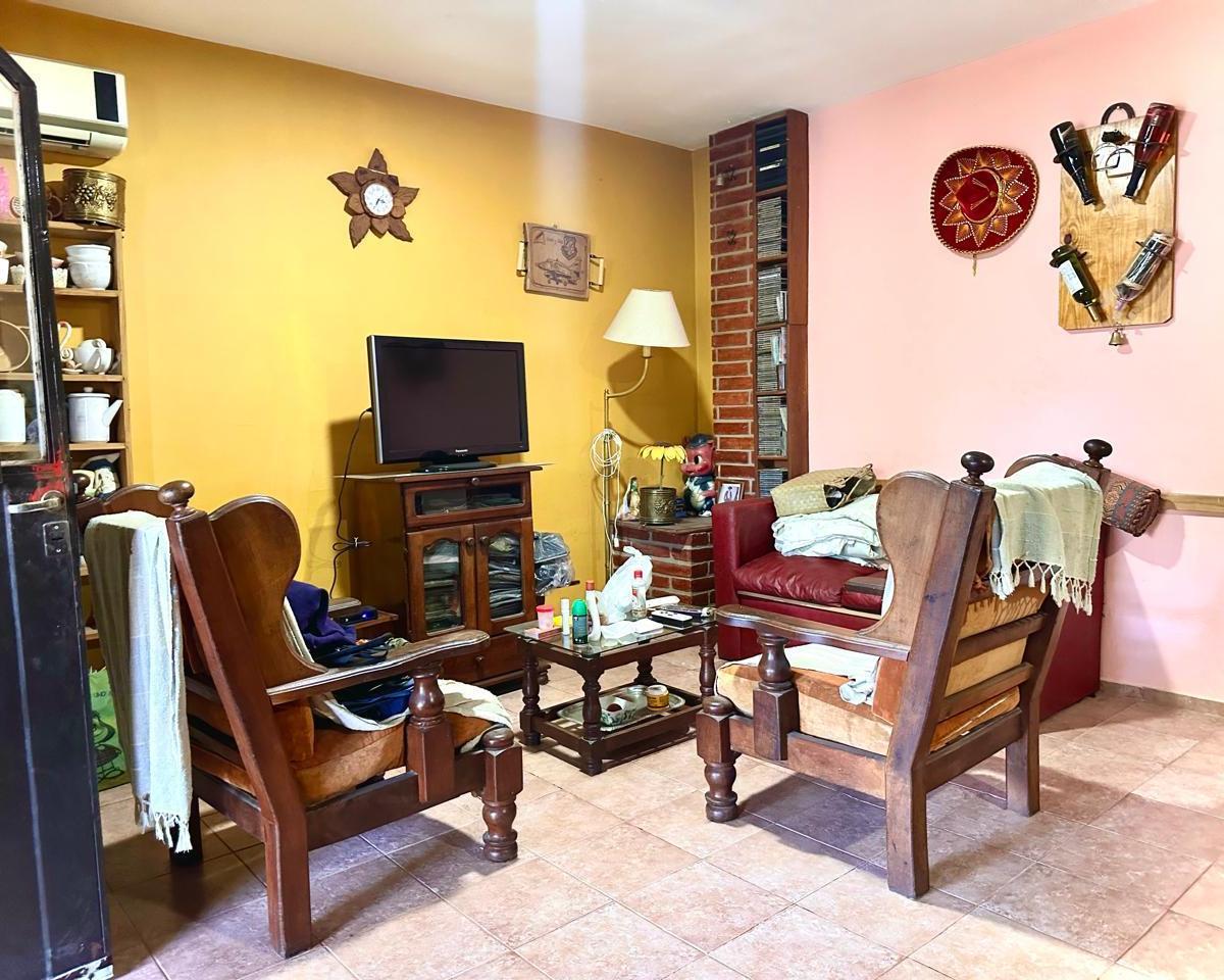 Casa con Áreas Verdes en Bouwer 5