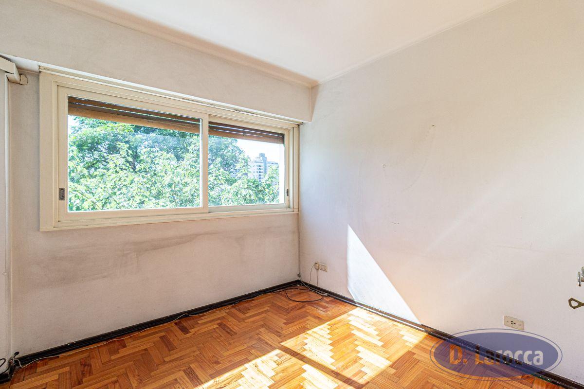 Foto de AMPLIO 2 AMBIENTES CON BALCON A LA CALLE, imagen 3