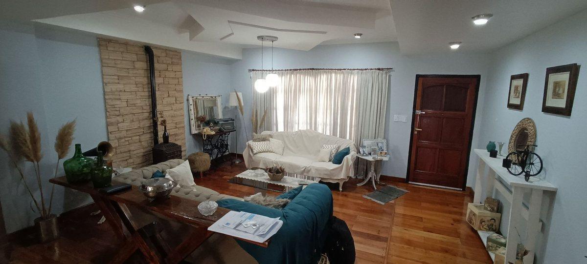 Espectacular Casa en Venta. 7 Ambientes - Mataderos 5