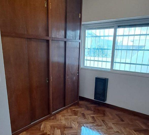 VENTA CASA 5 AMBIENTES MATADEROS 3