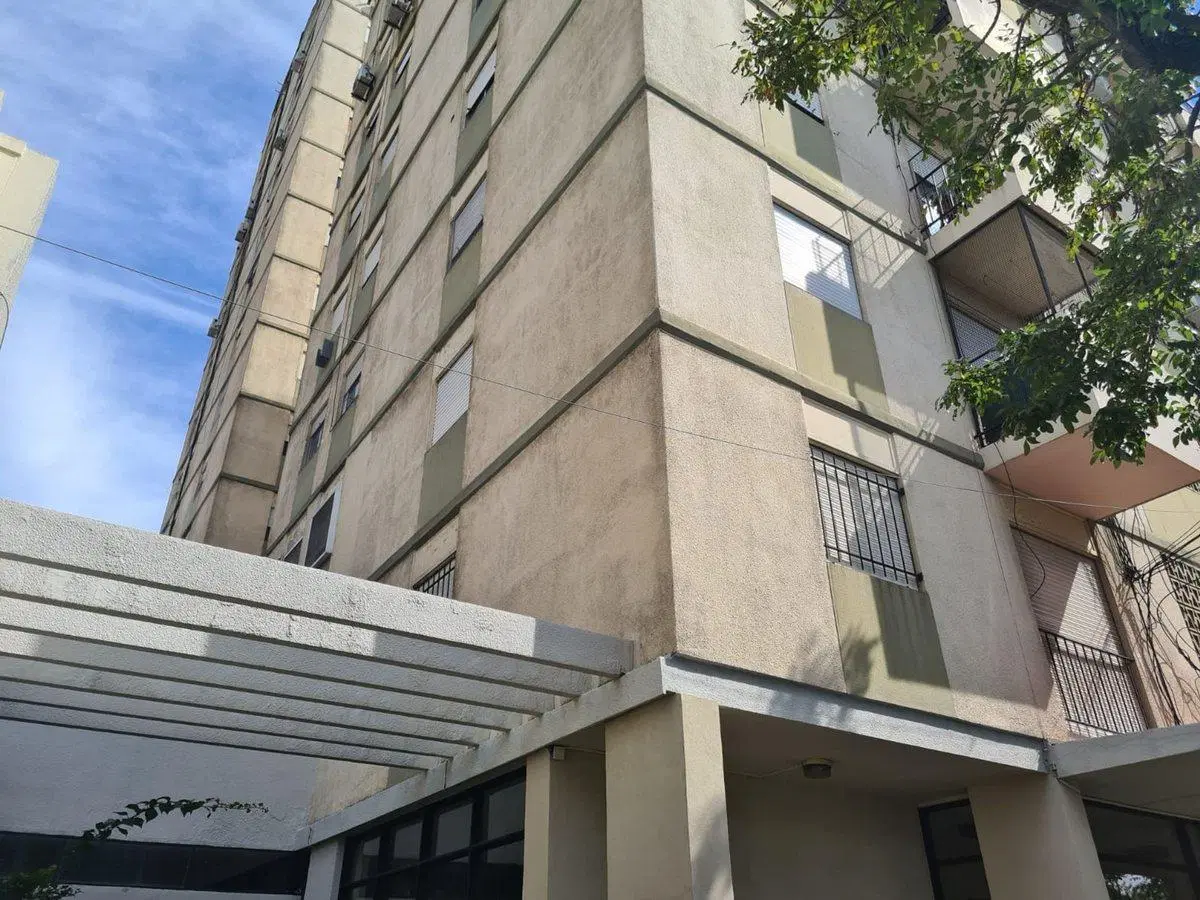 DEPARTAMENTE 3 AMB MATADEROS 5
