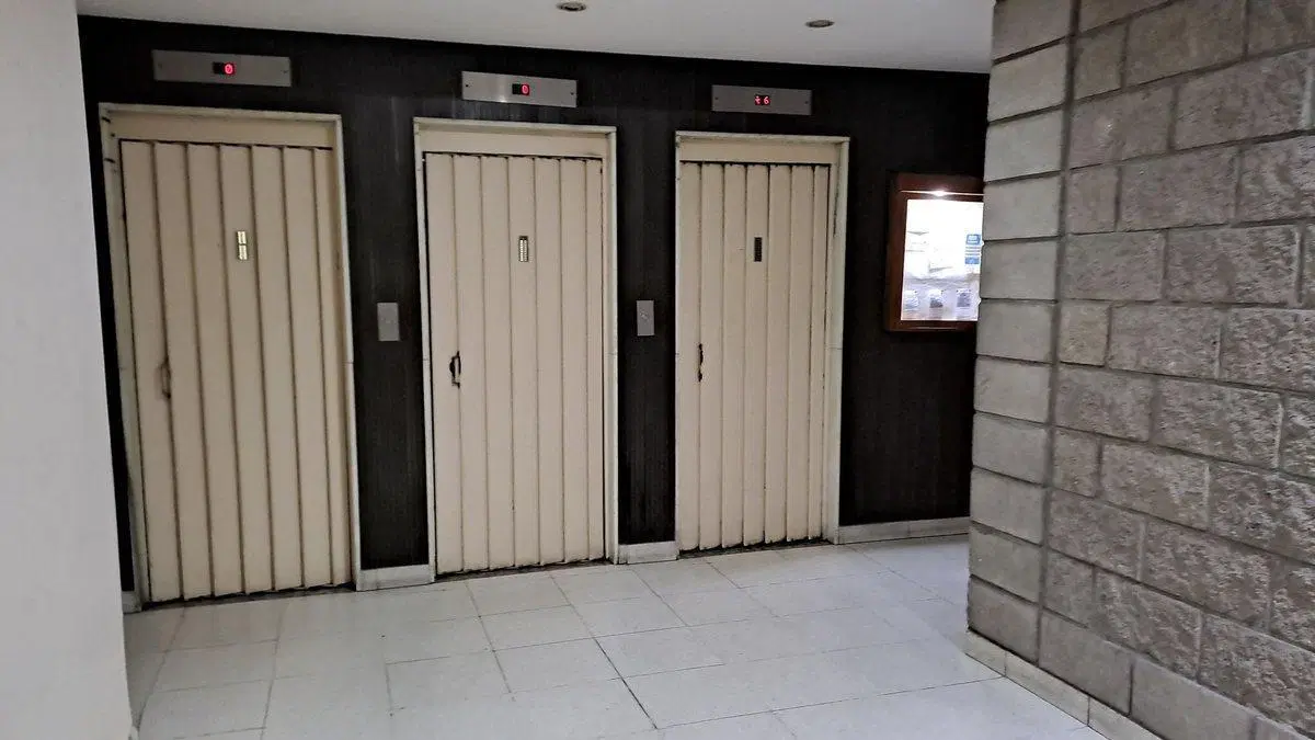 DEPARTAMENTO 4 AMBIENTES  VENTA FLORES 3