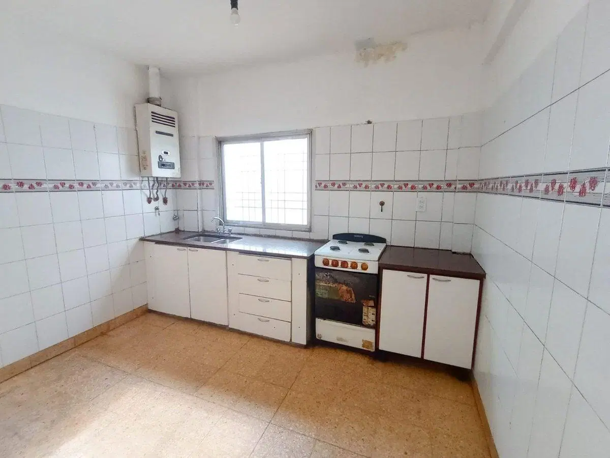 PH 4 AMBIENTES ALQUILER  LOMAS DEL MIRADOR 2