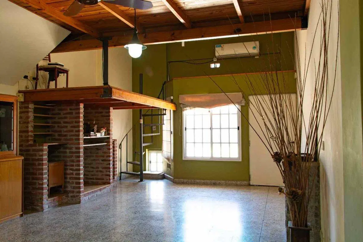 CASA 5 AMBIENTES VENTA PALOMAR 2