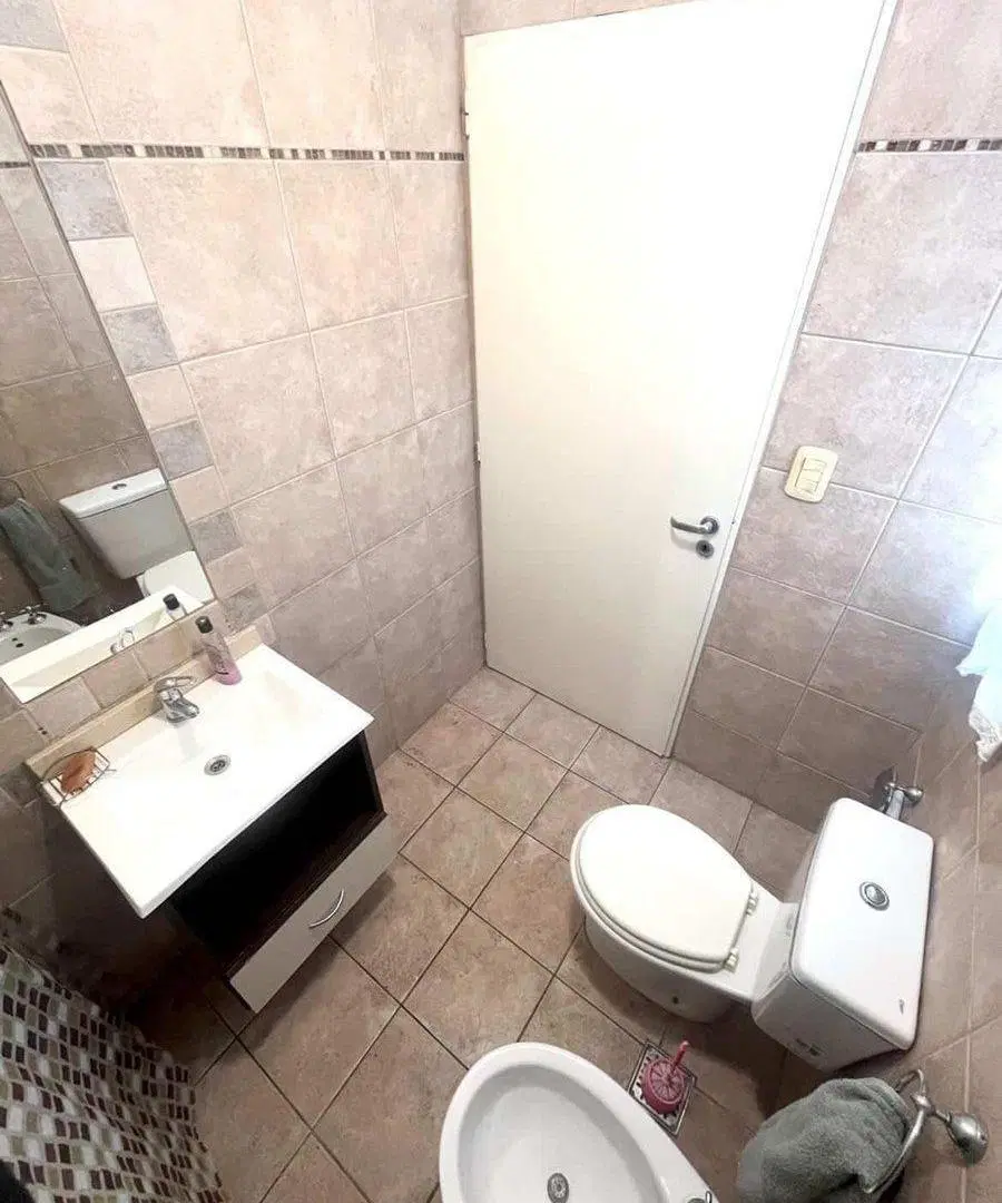 VENTA DEPARTAMENTO 2 AMB C/PATIO PARQUE AVELLANEDA 3