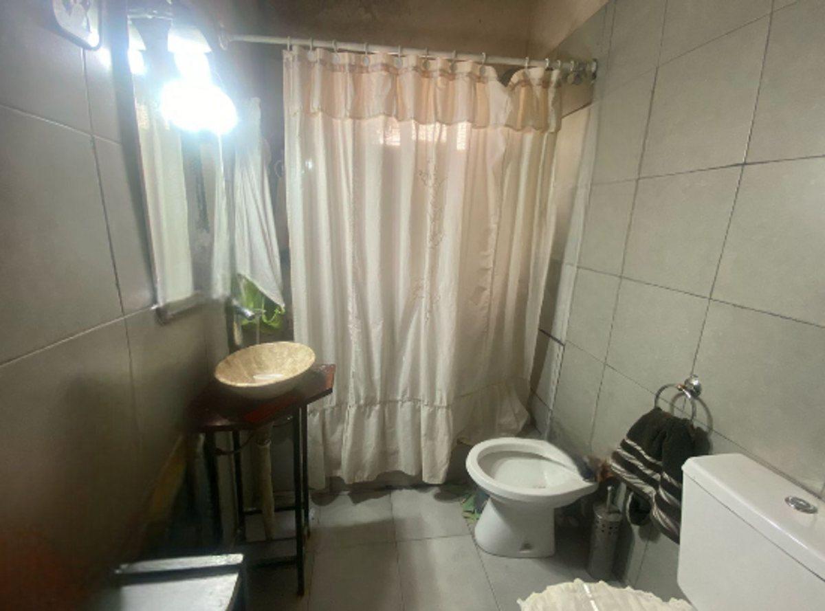 CASA 4 AMBIENTES VILLA MADERO VENTA