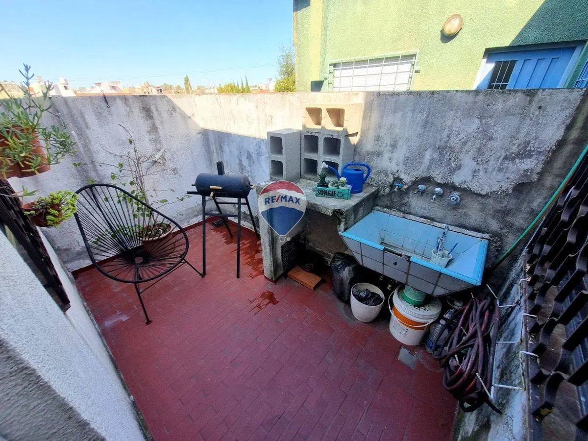 VENTA PH 4 AMBIENTES LOMAS DEL MIRADOR 2