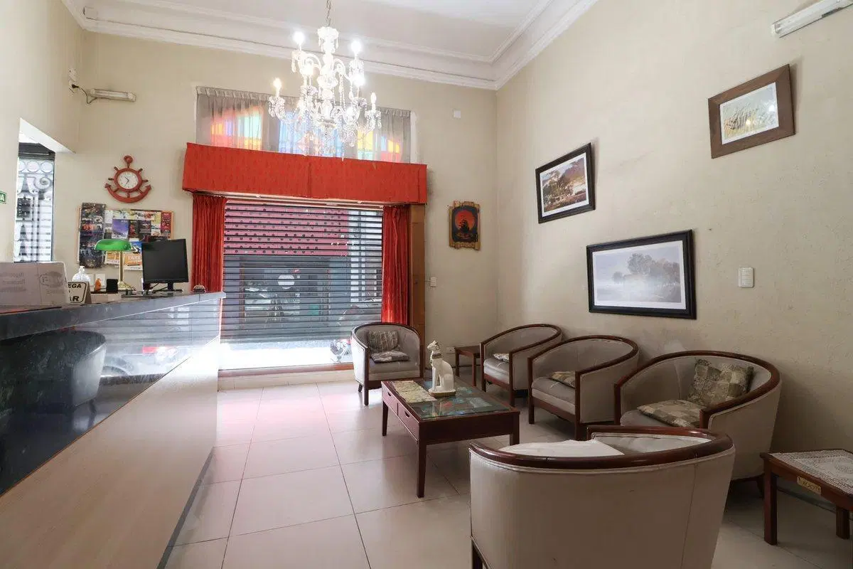 VENTA HOTEL 4