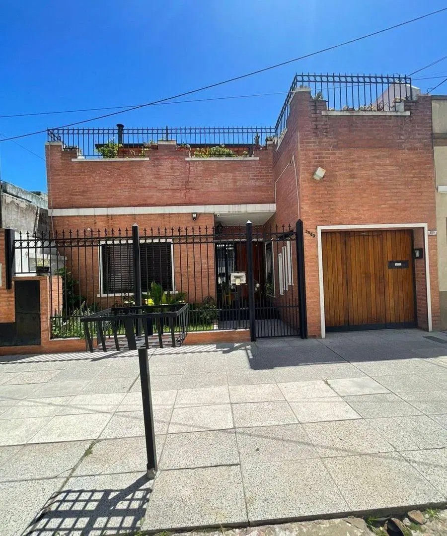 PH tipo casa 4 amb amplios en venta en Ciudadela 5