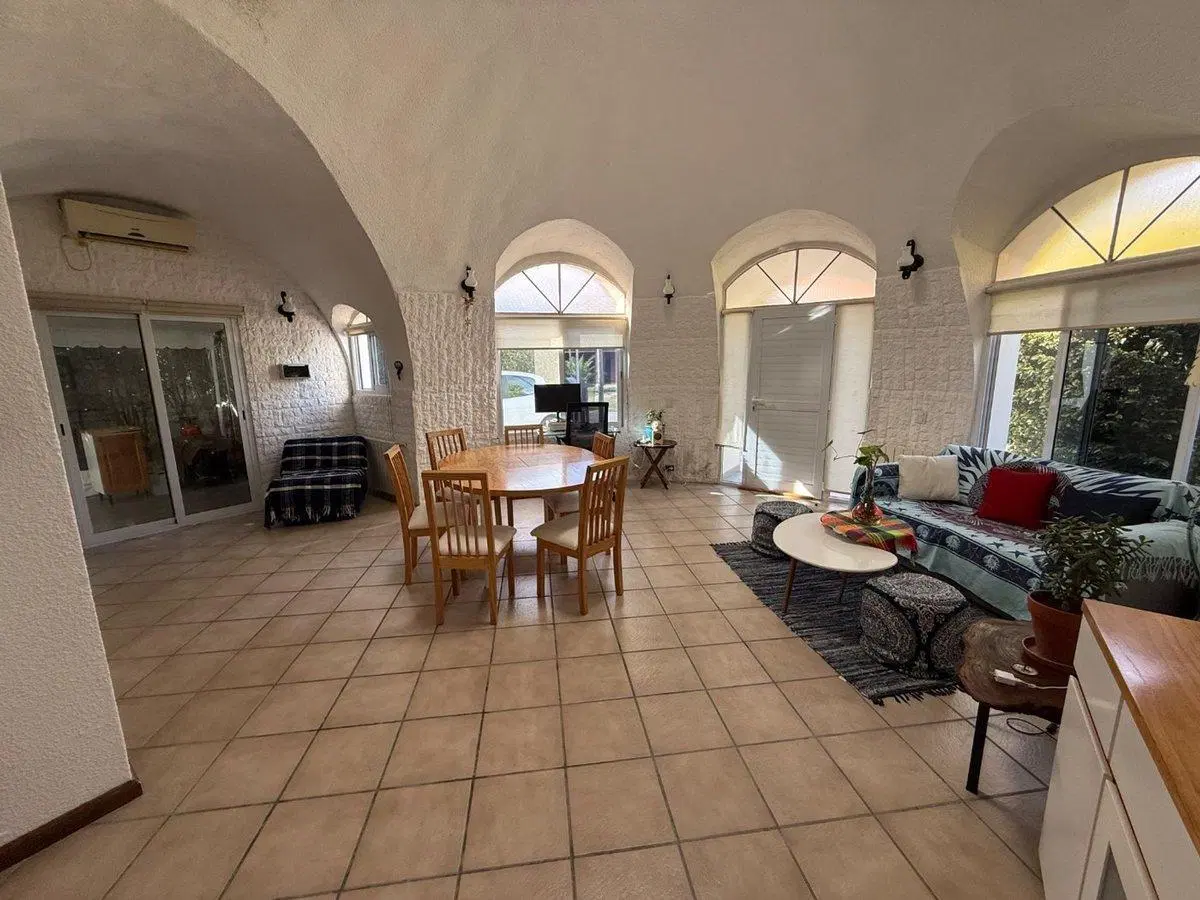 Casa 4 ambientes venta Canning 4