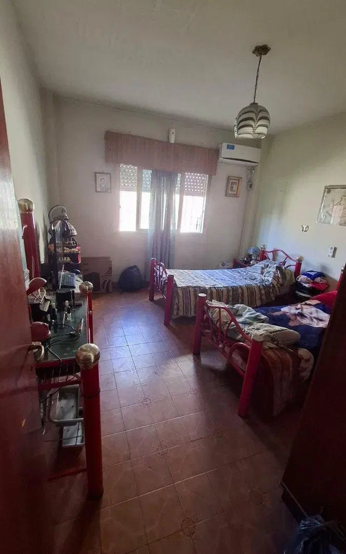 CASA 3 AMBIENTES VENTA ISIDRO CASANOVA 4