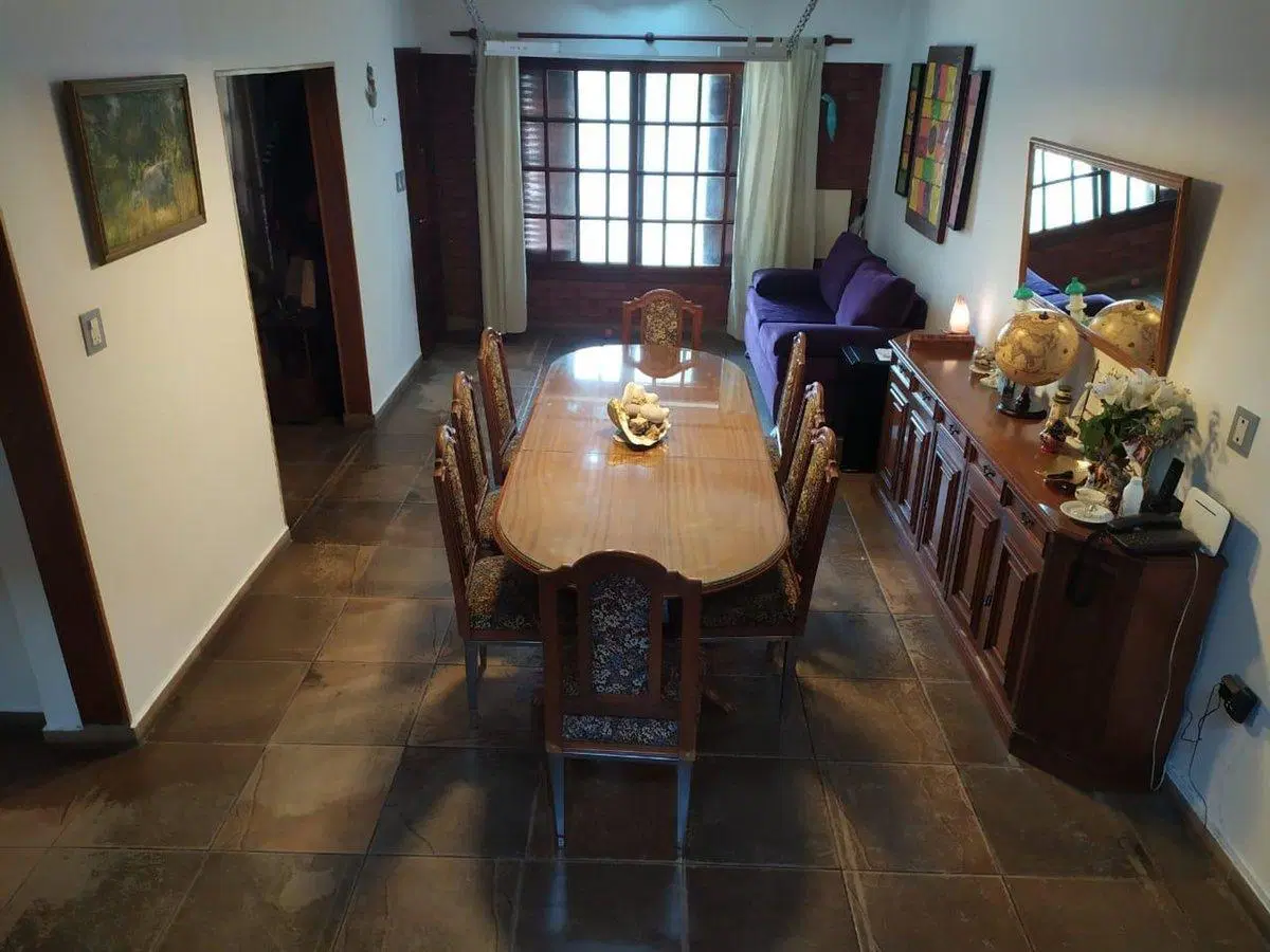 CASA 4 AMBIENTES SAN JUSTO 4