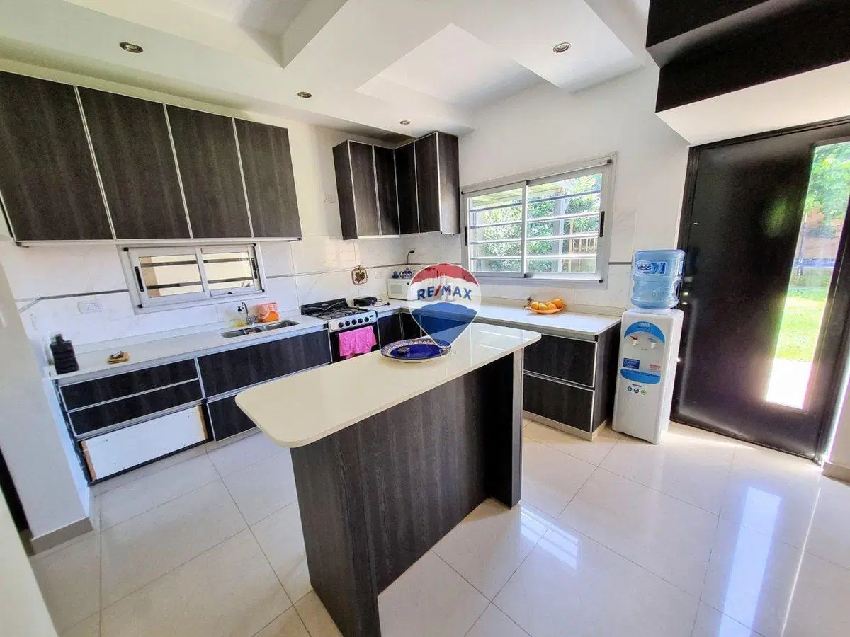 CASA 5 AMBIENTES CIUDAD EVITA PERMUTA 5