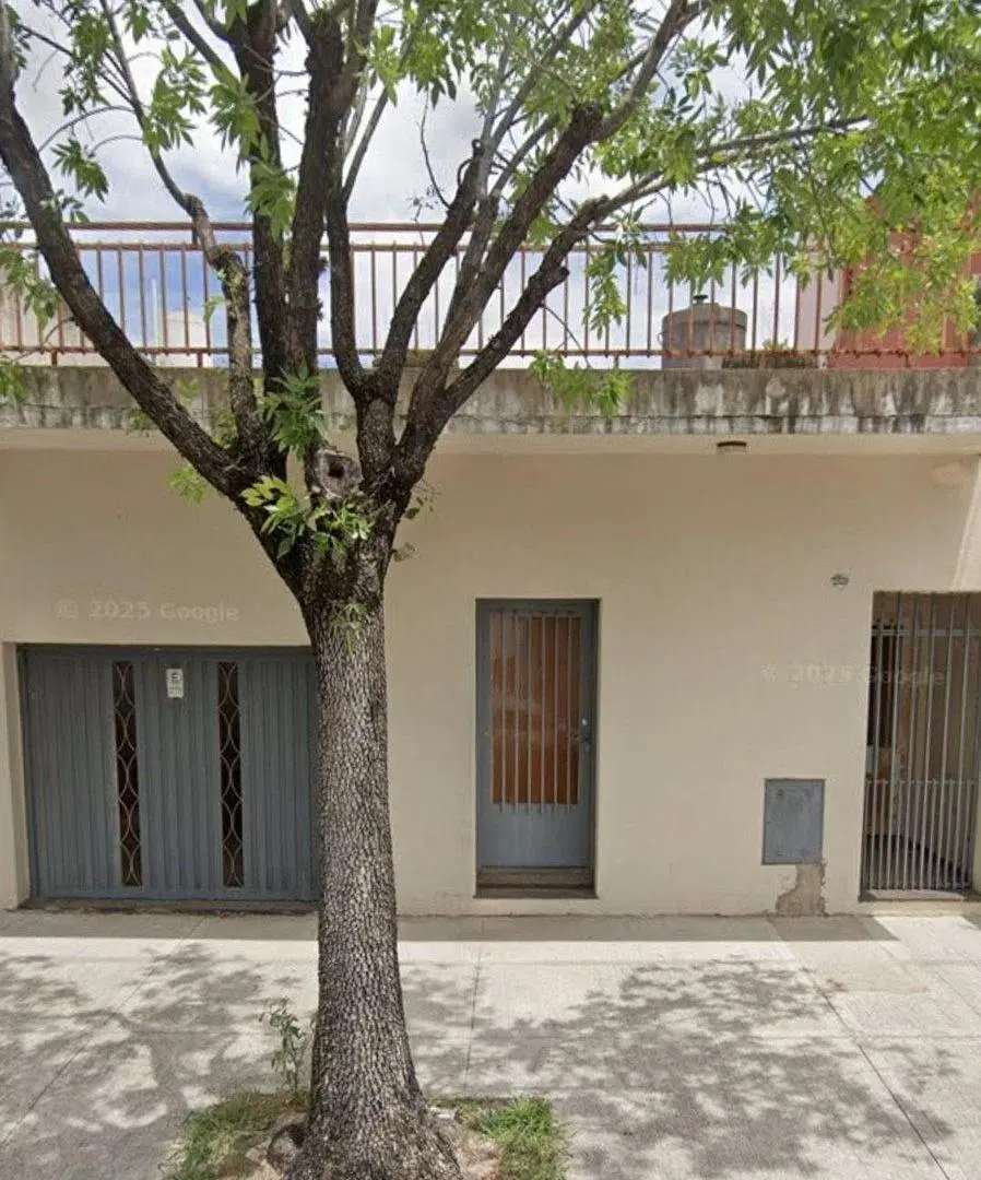 VENTA CASA 7 AMBIENTES  MULTIFAMILIAR 3