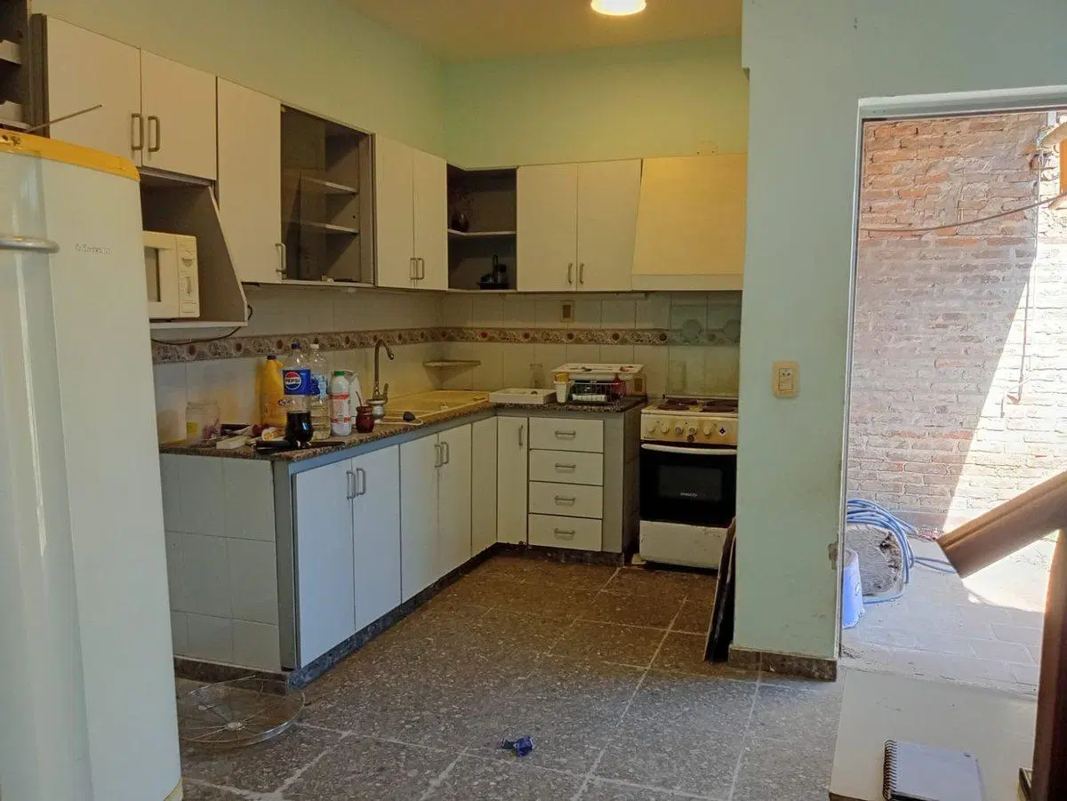 CASA 4 AMBIENTES VENTA MERLO 3