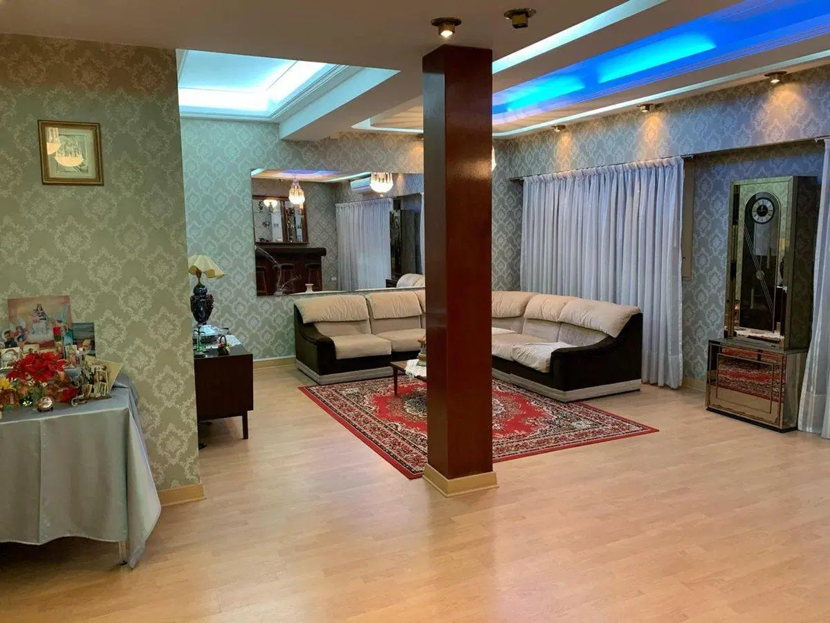 VENTA CASA 5 AMBIENTES MAS GALPON CON OFICINA 4