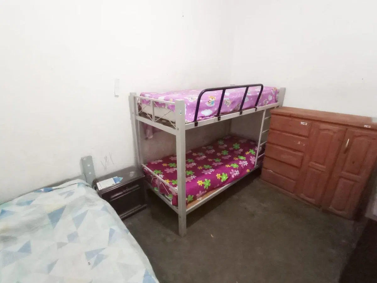 CASA 3 AMBIENTES VENTA VILLA TESEI HURLINGHAM 4