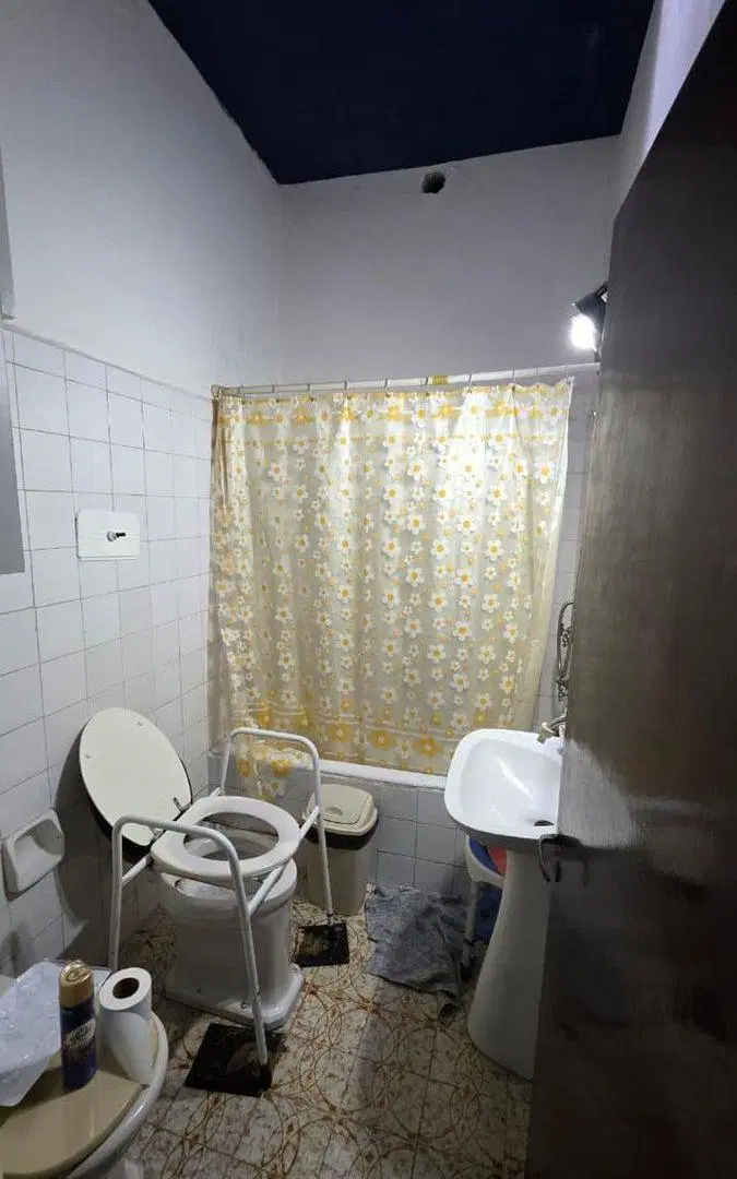 VENTA CASA 5 AMB. P.AVELLANEDA COCHERA QUINCHO 4