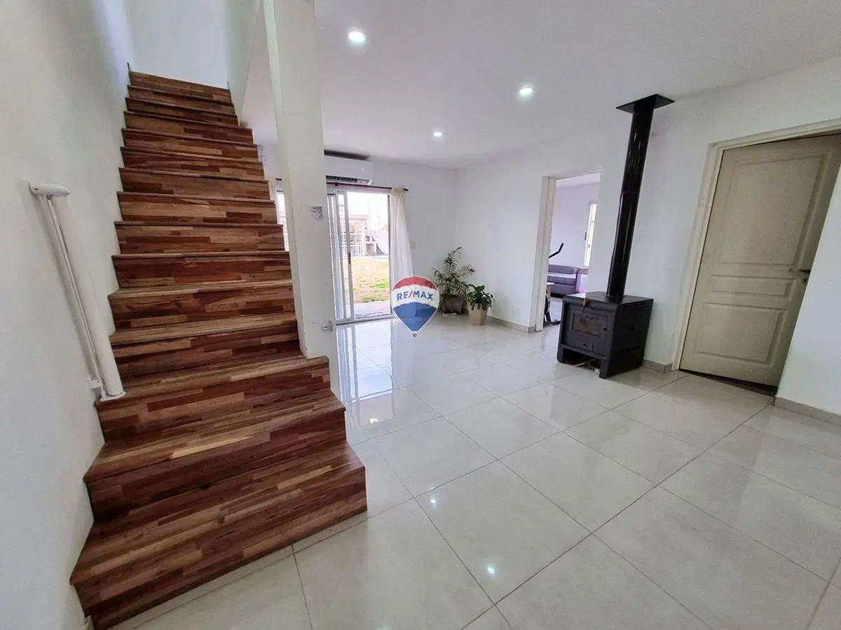VENTA CASA 4 AMBIENTES MAXIMO PAZ CAÑUELAS 4