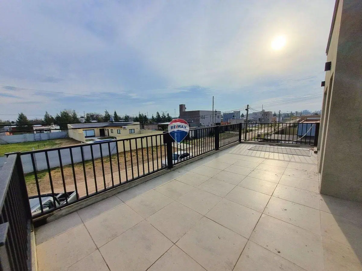 VENTA CASA 4 AMBIENTES MAXIMO PAZ CAÑUELAS 8