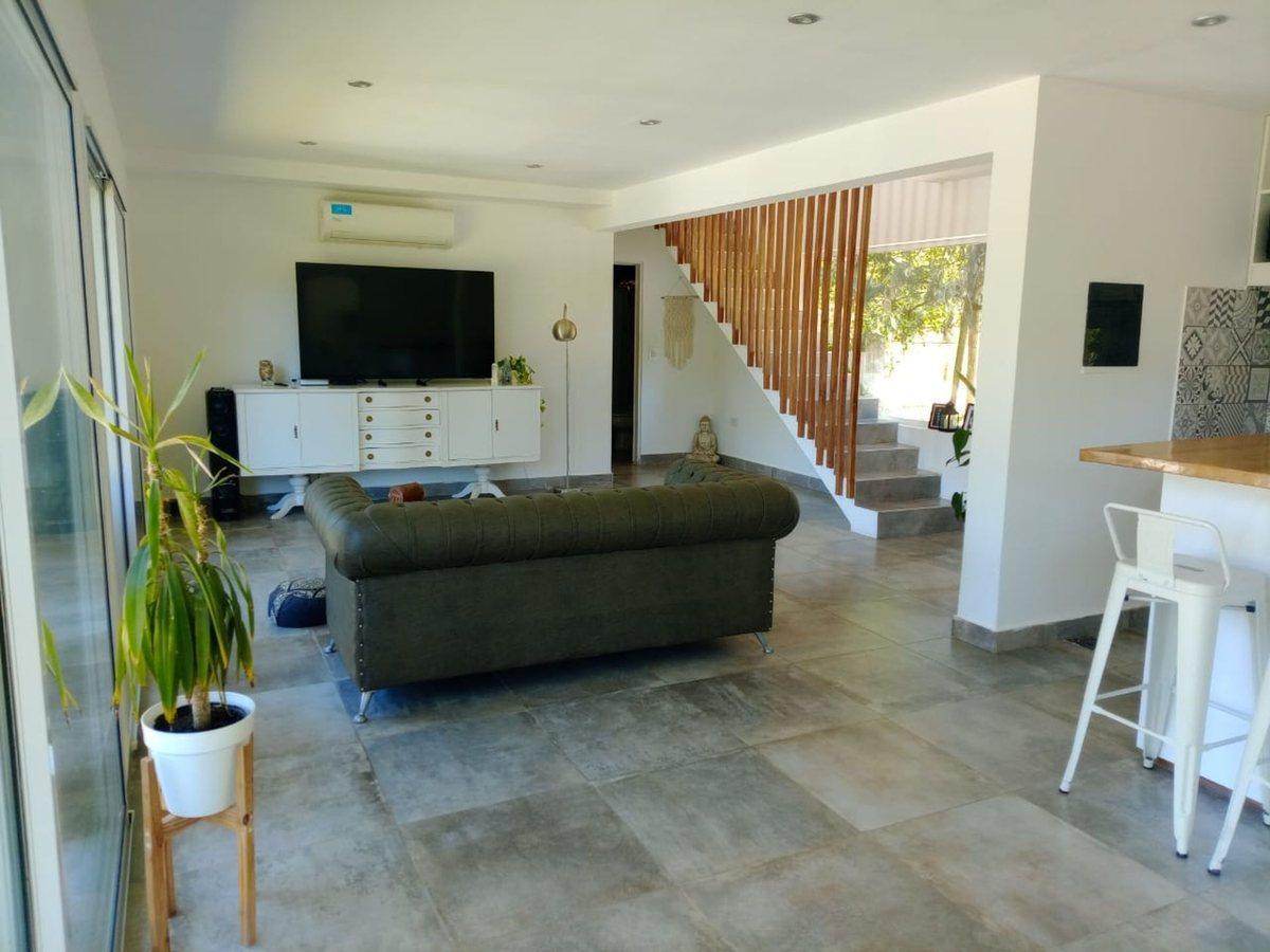 ALQUILER CASA EN CUBE PILETA Y GRAN PARQUE 1300 M2