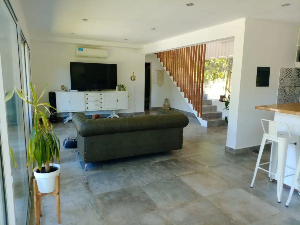 ALQUILER CASA EN CUBE PILETA Y GRAN PARQUE 1300 M2 4