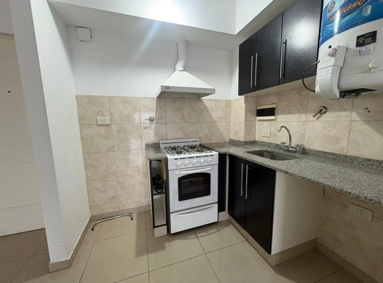 DEPARTAMENTO 2 AMBIENTES VENTA LOMAS DEL MIRADOR 5