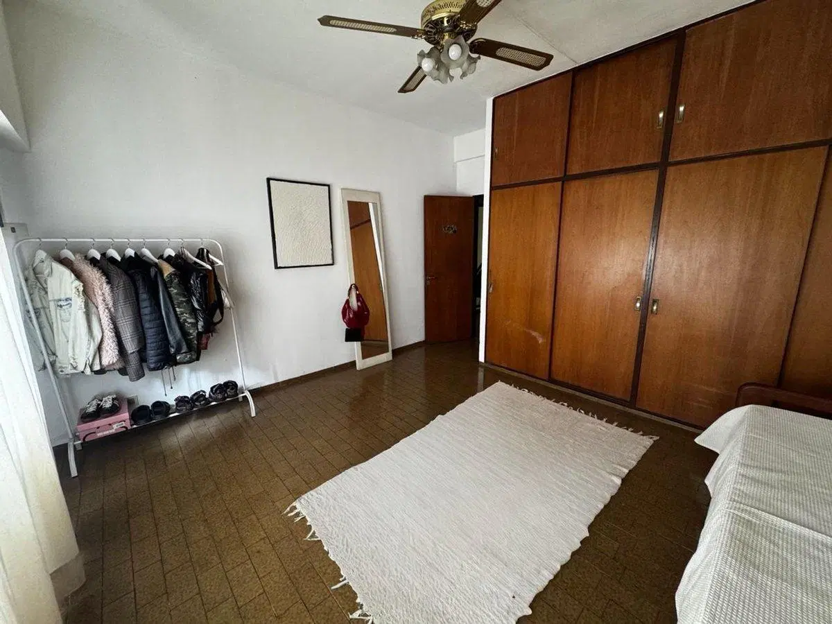 VENTA CASA 4 AMBIENTES + DEPTO LOMAS DEL MIRADOR 5