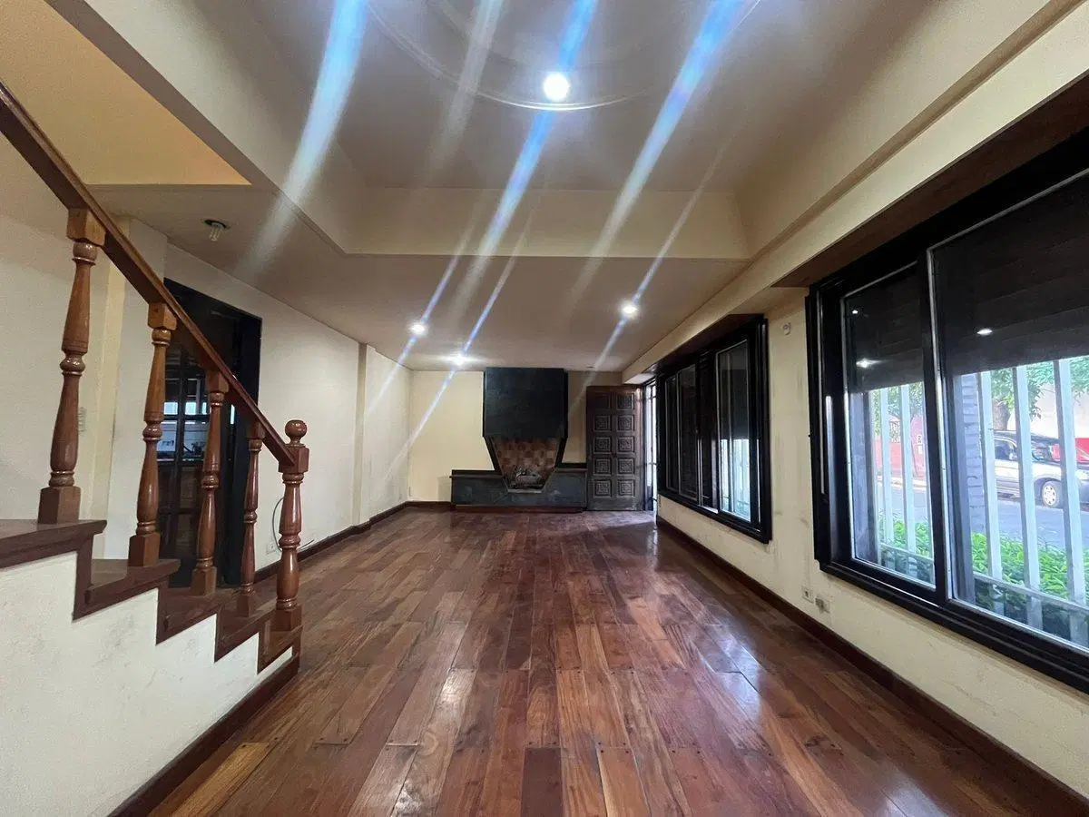 Venta casa 4 ambientes Villa Madero 5
