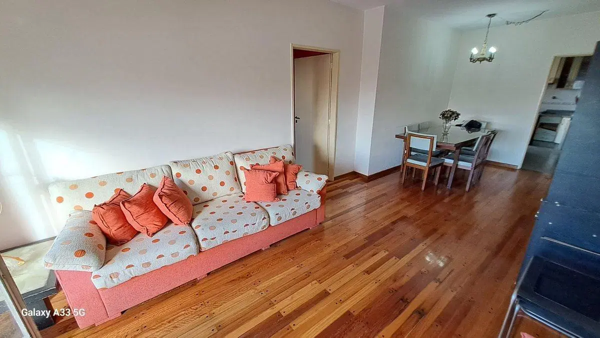 DEPARTAMENTO 4 AMBIENTES  VENTA FLORES 8