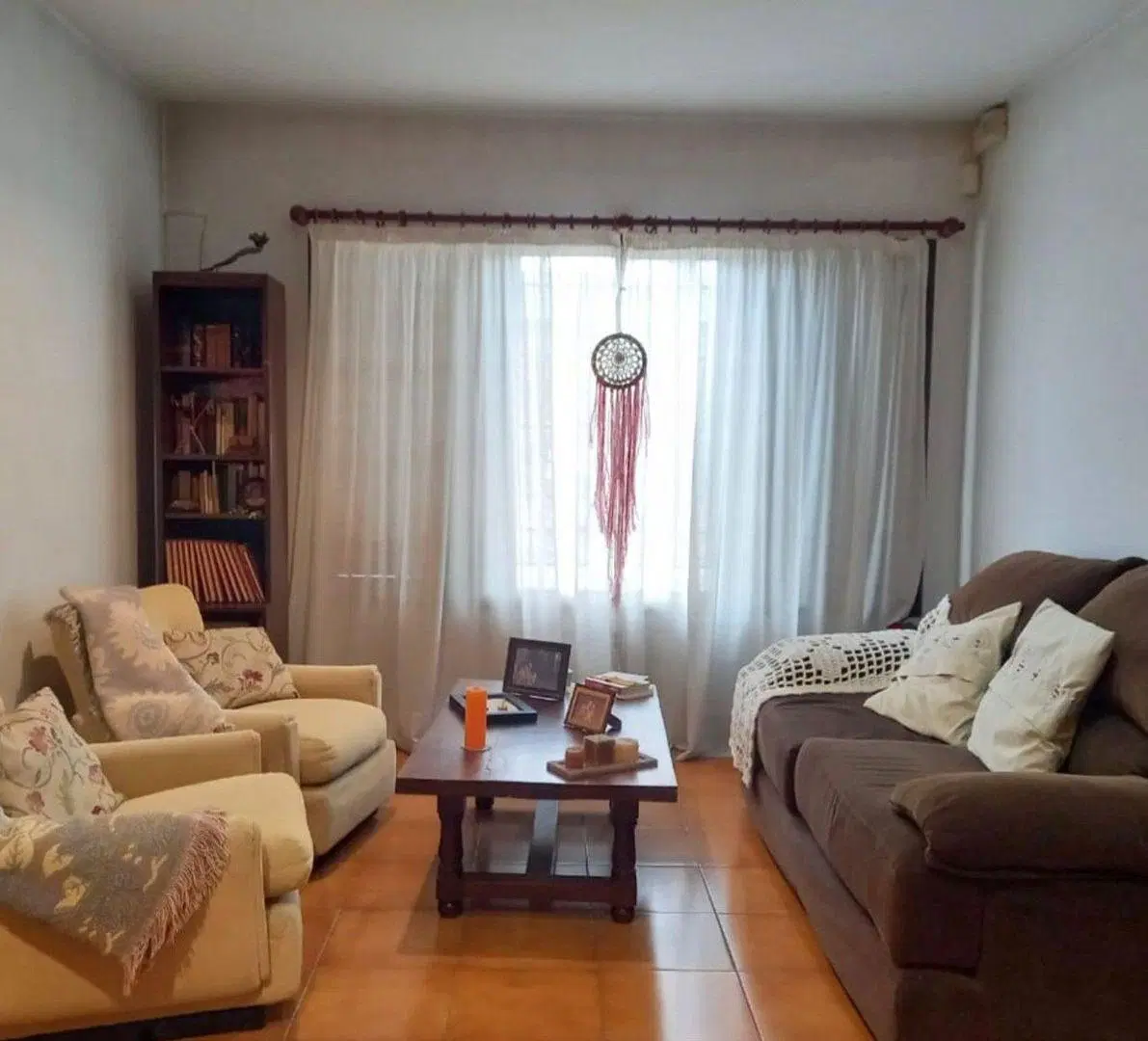 CASA 5 AMBIENTES VENTA  CASTELAR 4