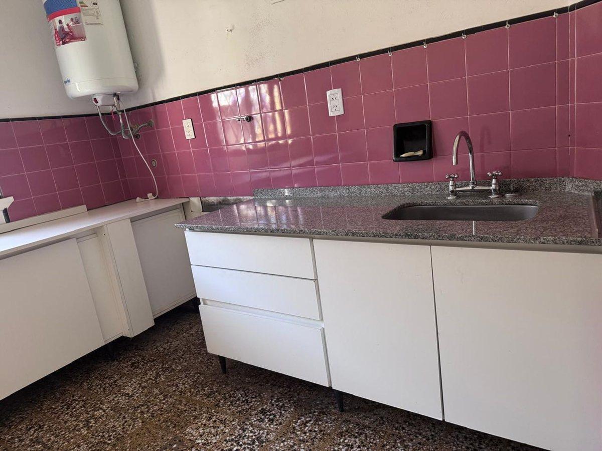 Foto de CASA 3 AMBIENTES VENTA SAN JUSTO COCHERA, imagen 2