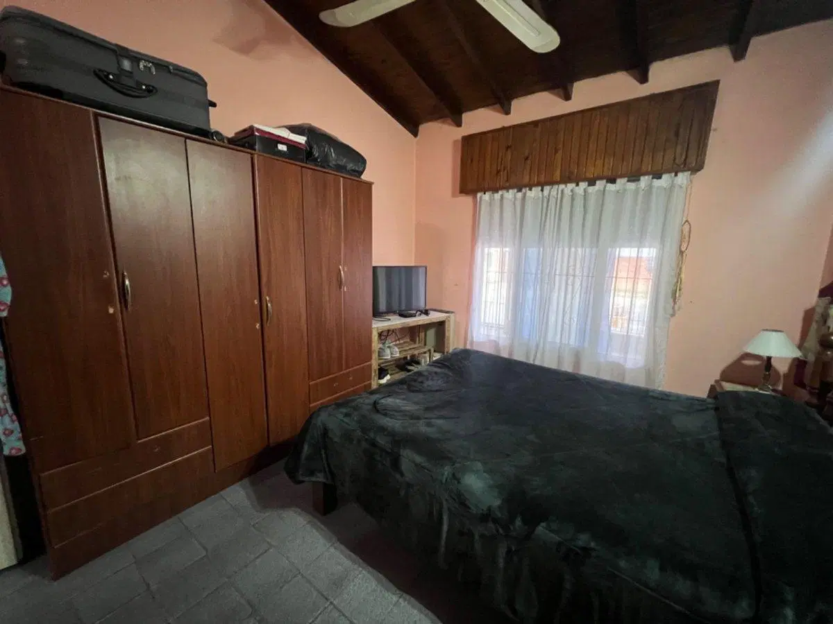 CASA 4 AMBIENTES LOCAL CARLOS SPEGAZZINI EZEIZA 5