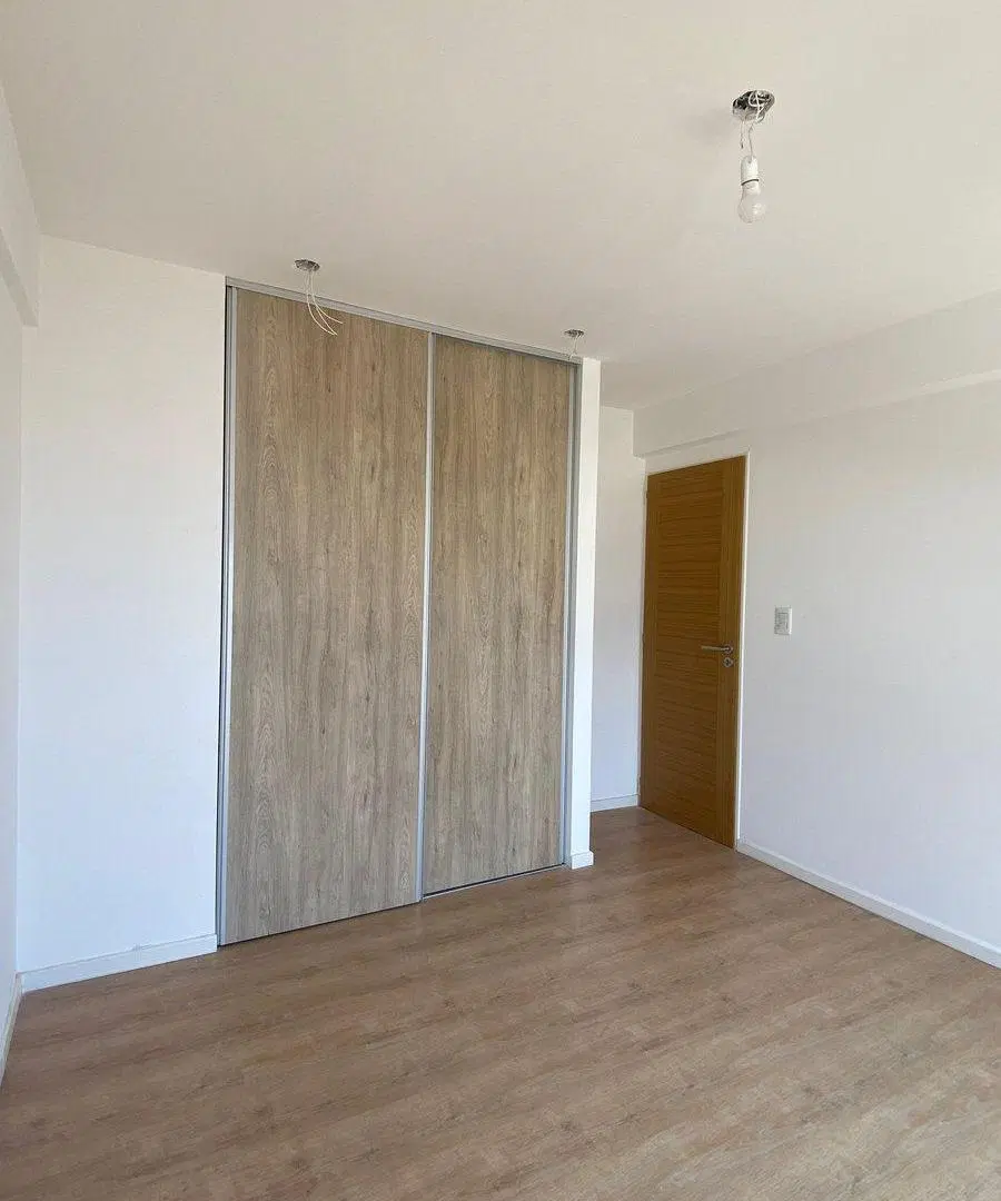 VENTA DEPARTAMENTO 2 AMBIENTES MORON CON RENTA 5