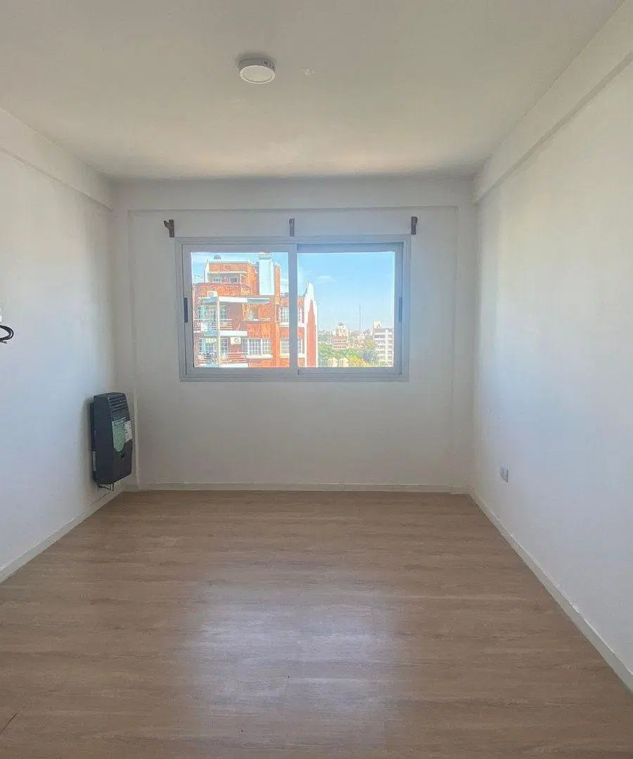 VENTA DEPARTAMENTO 2 AMBIENTES  CON RENTA - MORON 2
