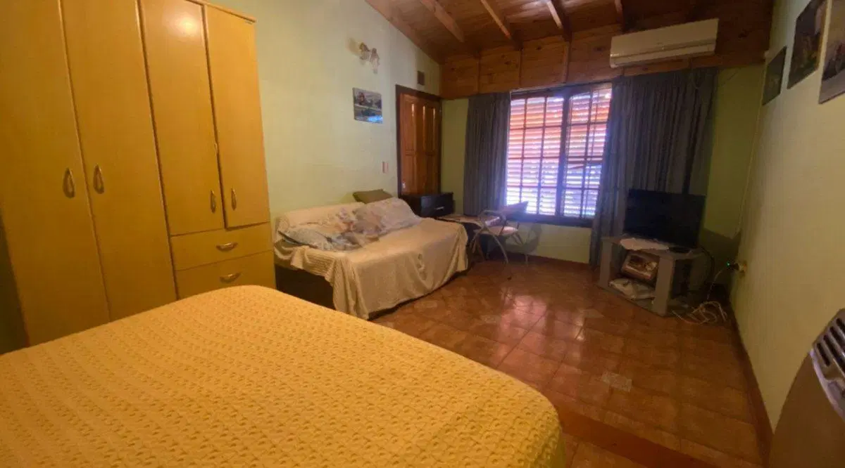 VENTA CASA 3 AMBIENTES GRAL.RODRIGUEZ 8