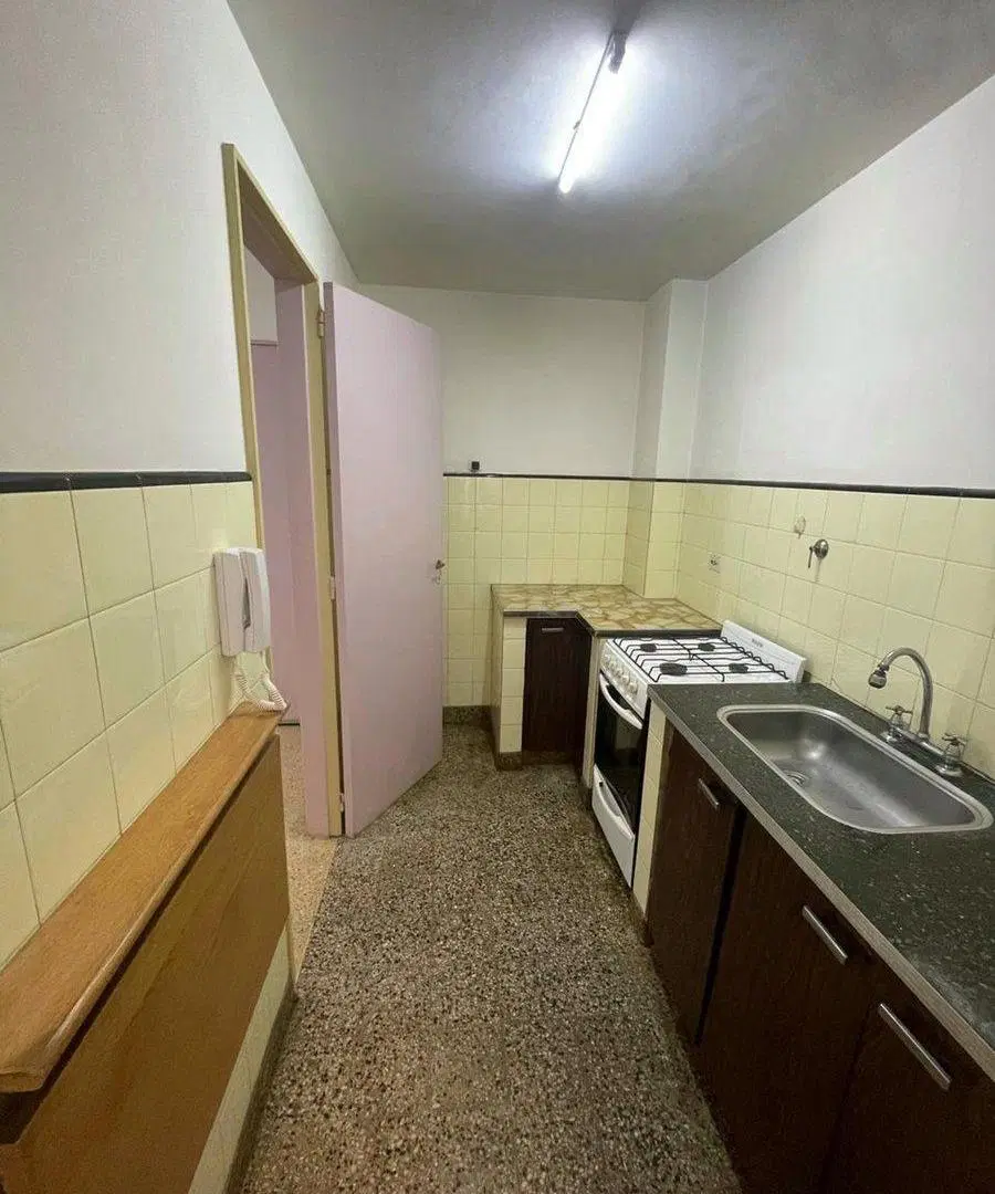 VENTA DEPARTAMENTO 2 AMBIENTES LINIERS 4