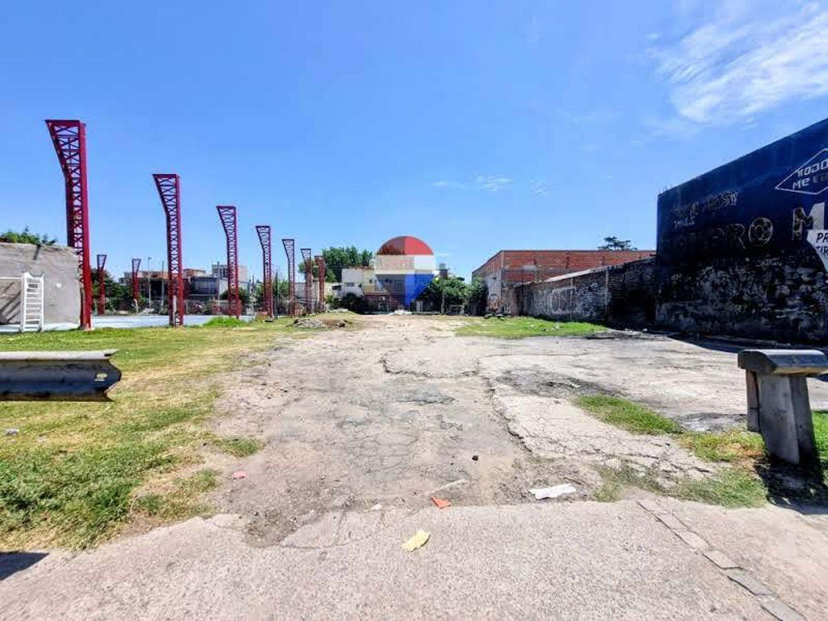 VENTA IMPORTANTE LOTE TERRENO MORON