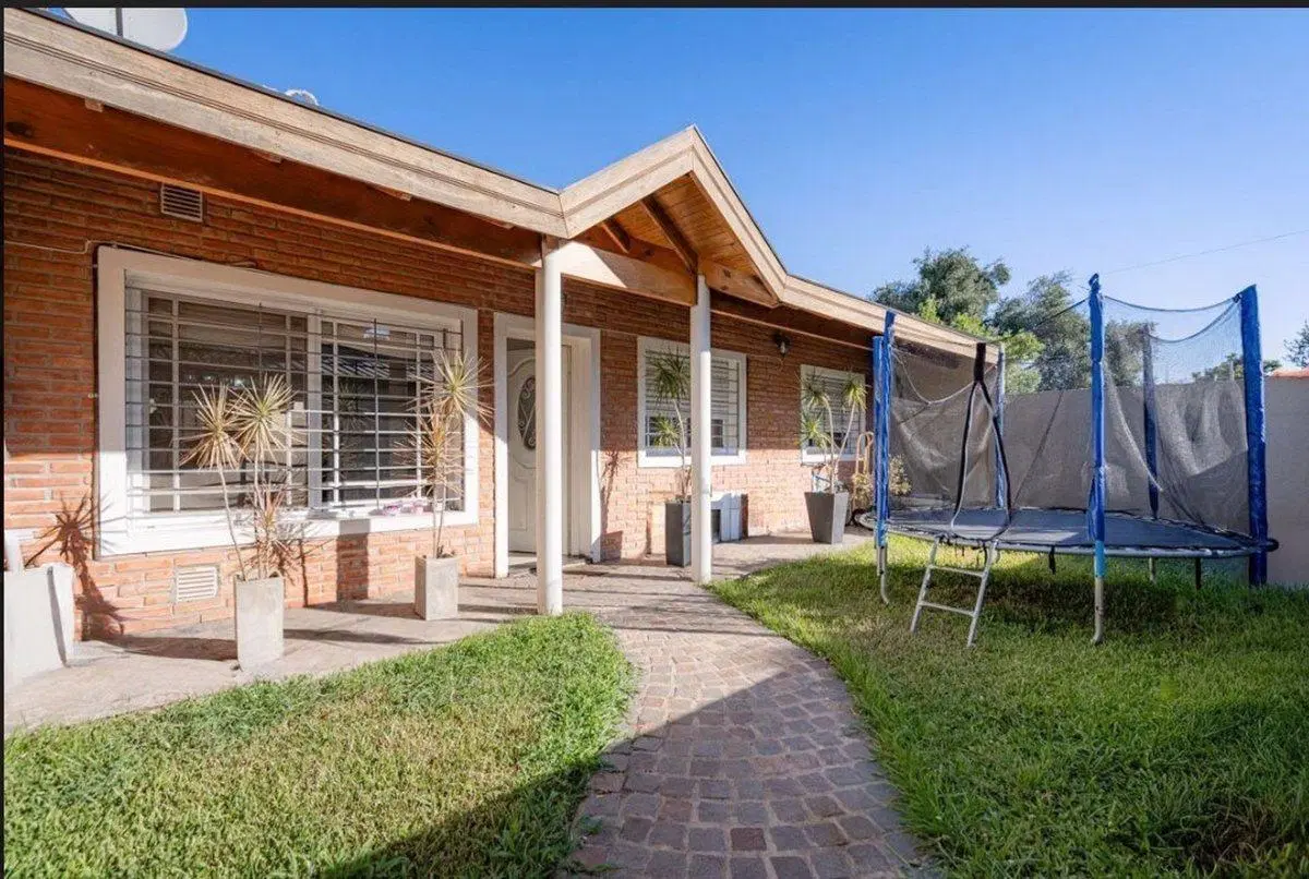 Venta Casa Multifamiliart 3 casas en 1 terreno 2