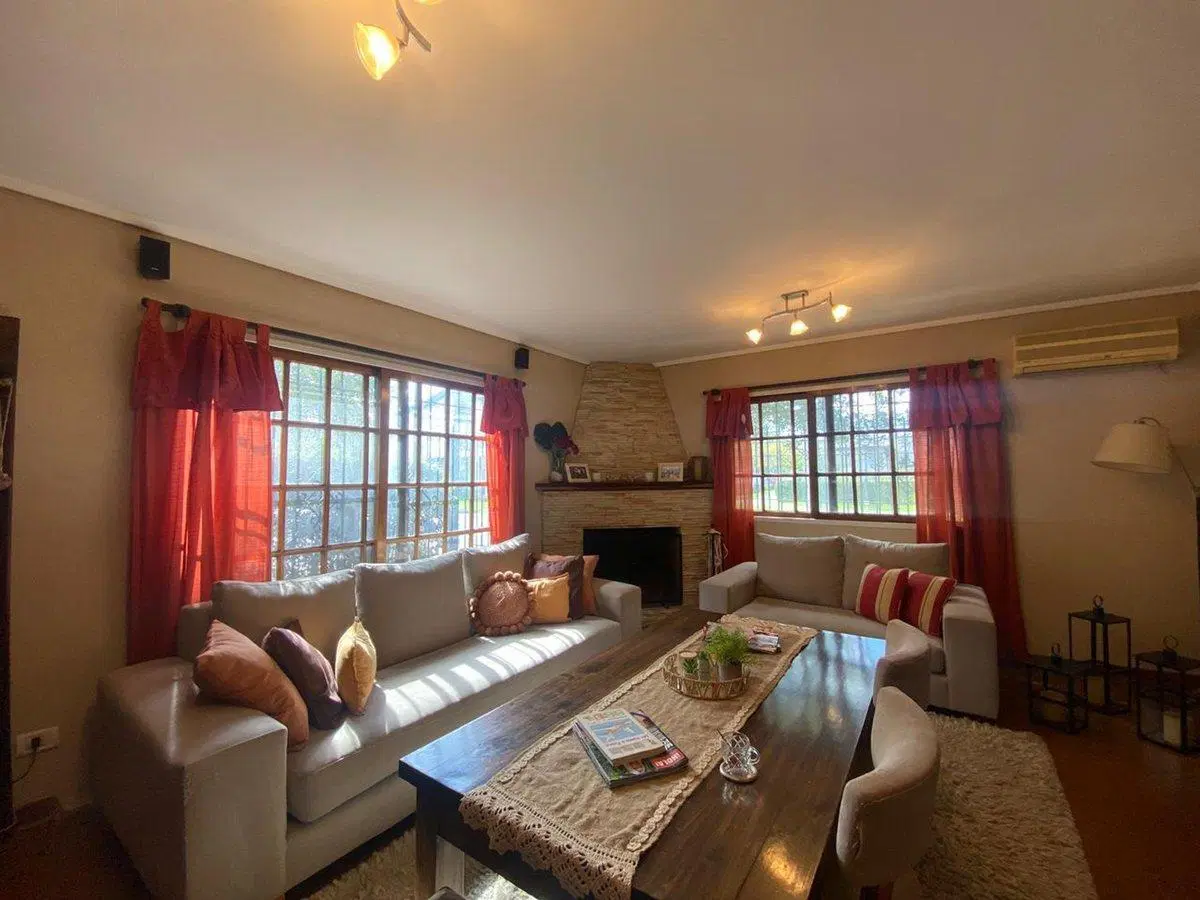 CASA 5 AMBIENTES VENTA ITUZAINGO 2