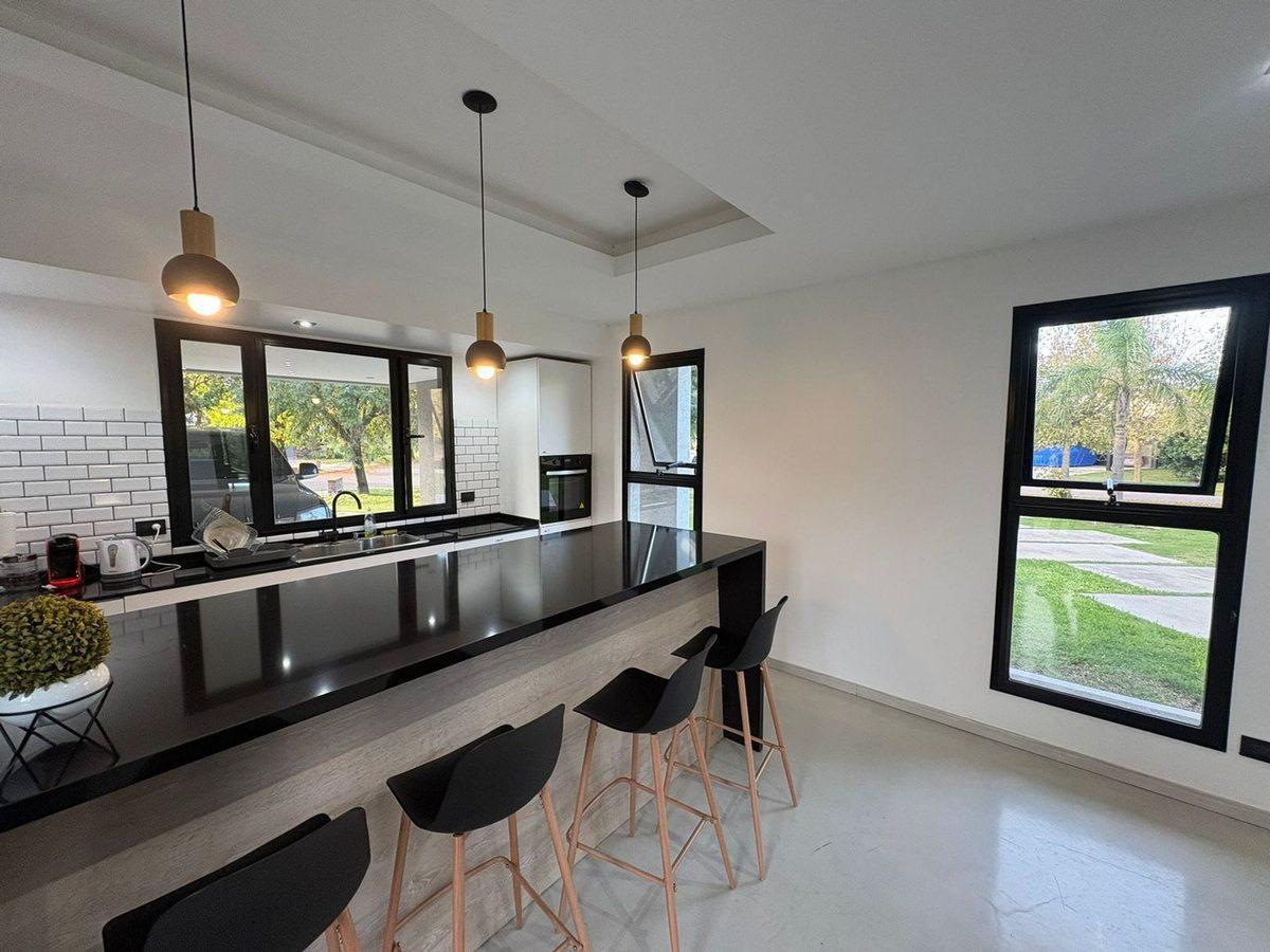 Foto de CASA 5 AMBIENTES VENTA HARAS SAN PABLO G. RODRIGUE, imagen 2