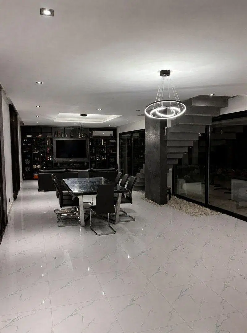 CASA 5 AMBIENTES VENTA HARAS SAN PABLO G.RODRIGUEZ 3