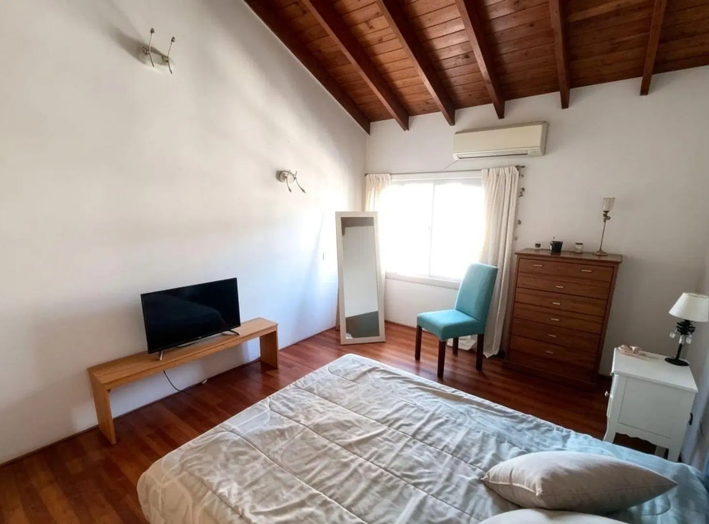CASA 6 AMBIENTES VENTA LOMAS DEL MIRADOR 5