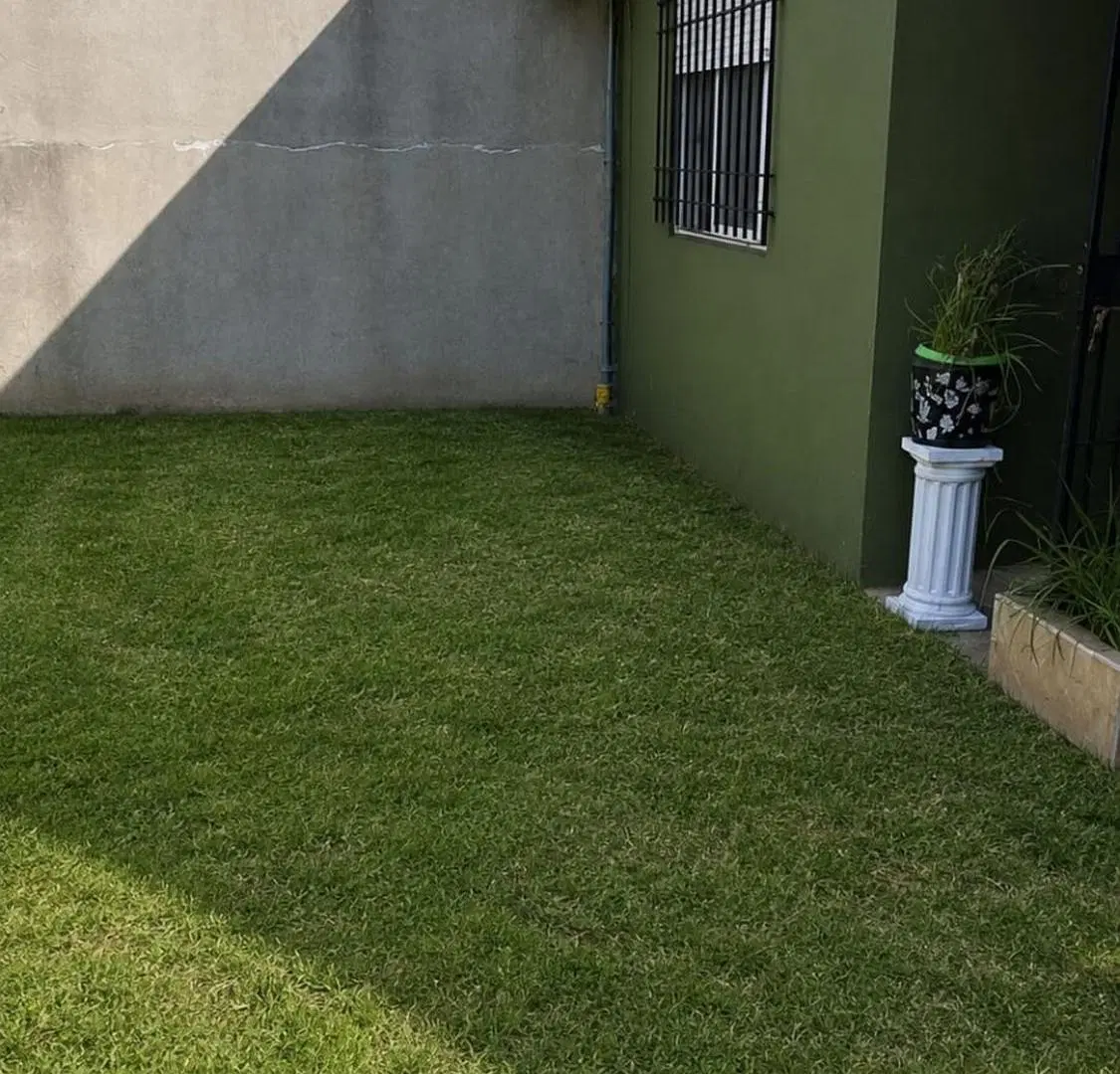 CASA 3 AMBIENTES VENTA ISIDRO CASANOVA 5