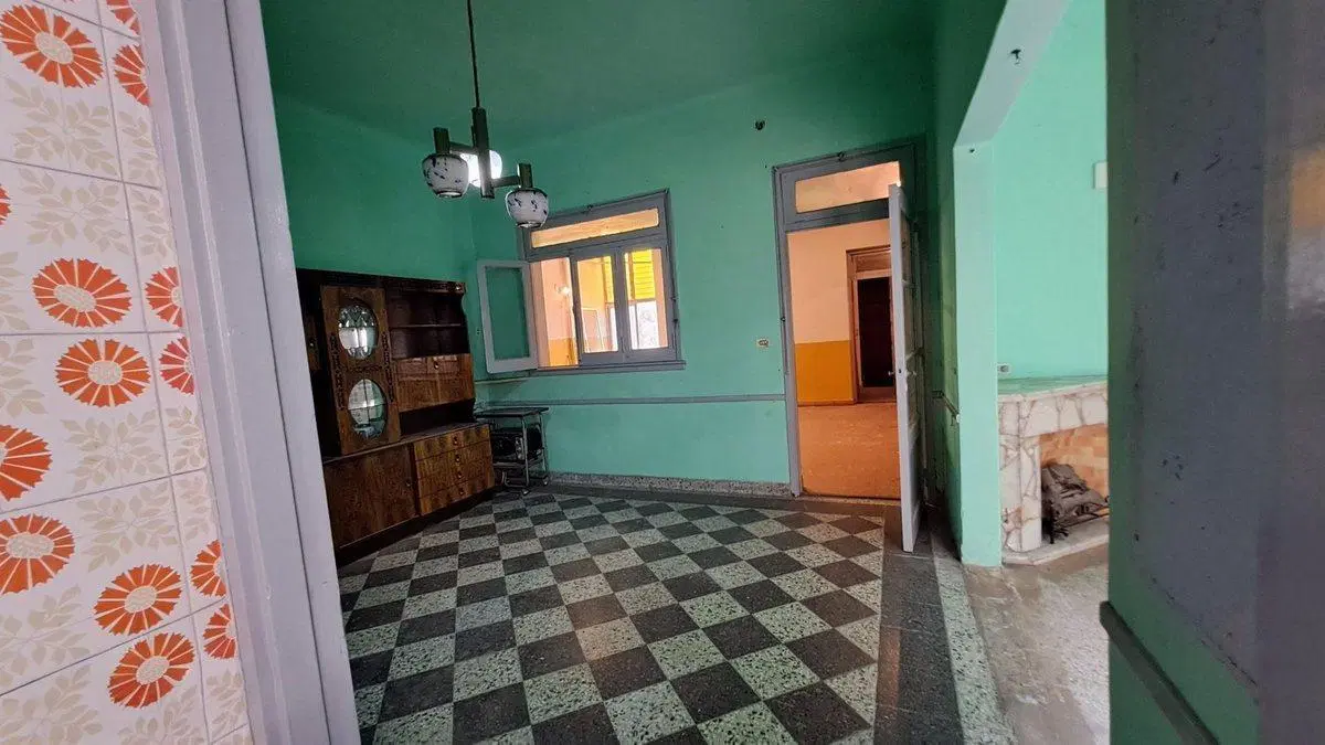 VENTA CASA 7 AMBIENTES  MULTIFAMILIAR 2