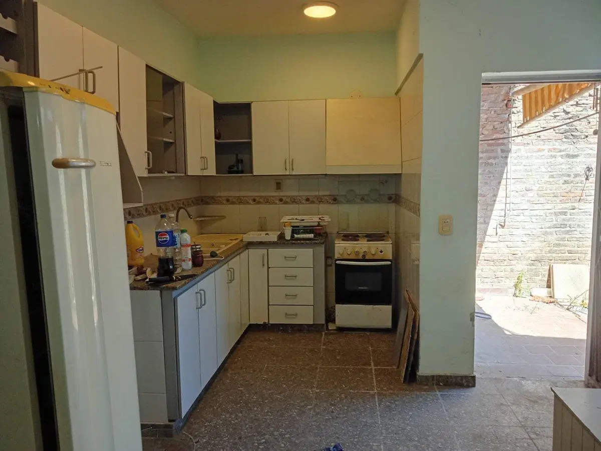 CASA 4 AMBIENTES VENTA MERLO 4