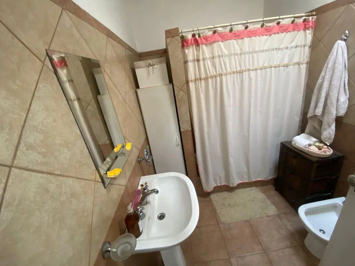 PH VENTA 4 AMBIENTES LOMAS DEL MIRADOR 2